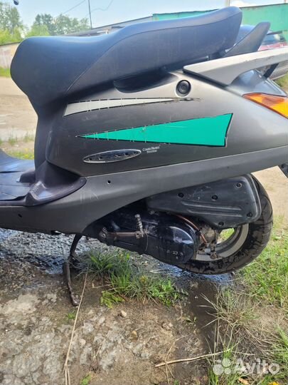 Honda lead 100-1