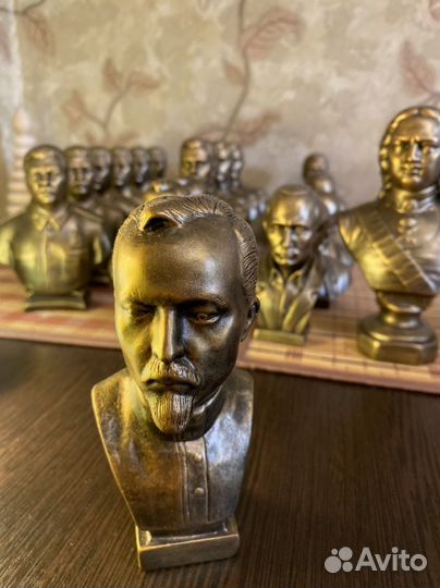 Бюст Дзержинского