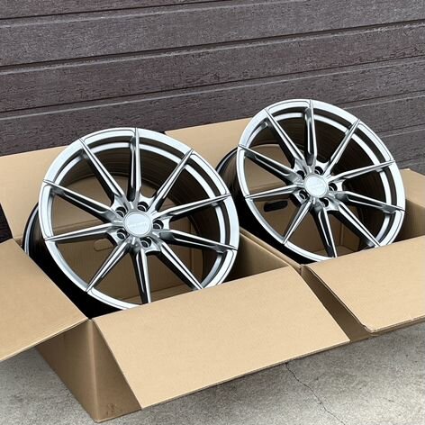 Литые диски Flow Form 8×R18 5×108