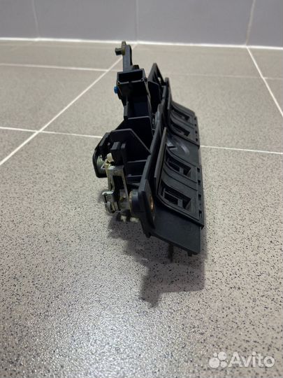 Замок крышки багажника Audi A3 1997 г