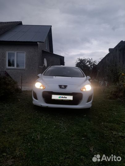 Peugeot 308 1.6 AT, 2011, 157 442 км