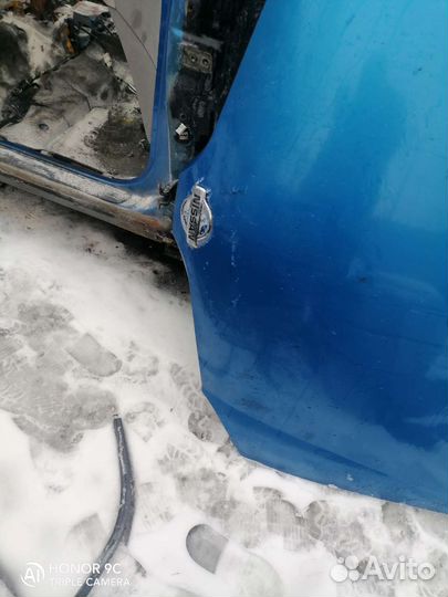 Капот nissan almera tino