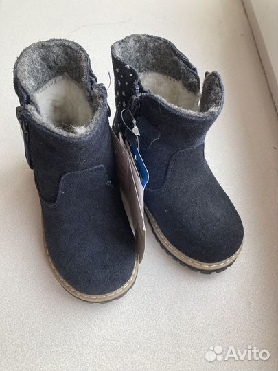 Ботинки зимние для девочки 24