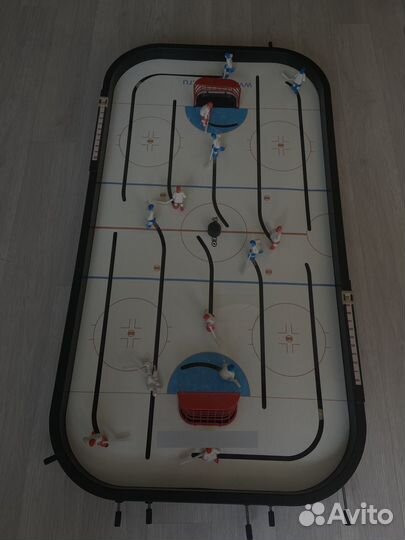 Настольный хоккей 