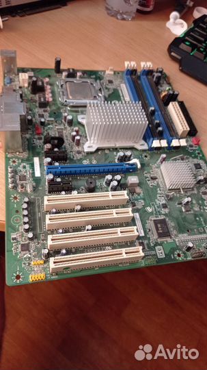 Материнские платы 775 комплект