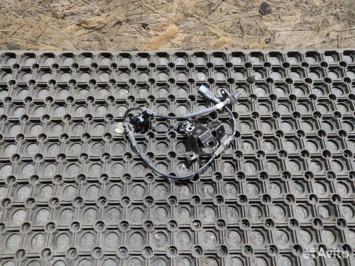 Датчик ABS задний левый Genesis G70 седан G4KL