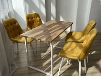 Комплект стульев и стол