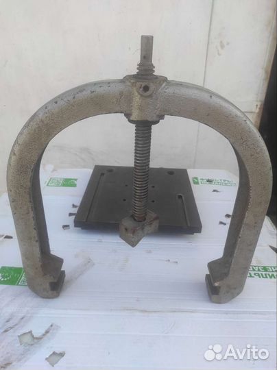 Пресс винтовой