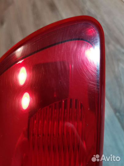 Фонарь задний правый внешний toyota rav4