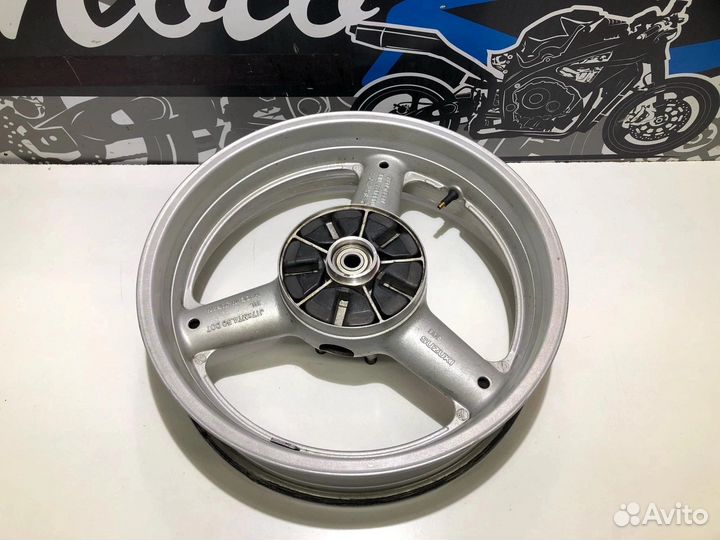 Задний колёсный диск Suzuki SV 400 S 2003г