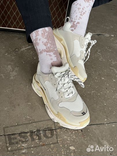 Balenciaga Triple S