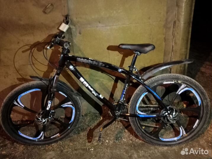 Велосипед BMW