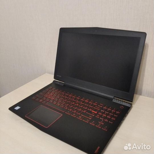 Lenovo 15.6 i5-7300HQ 4яд4пот GTX1050/4 8Гб SSD250