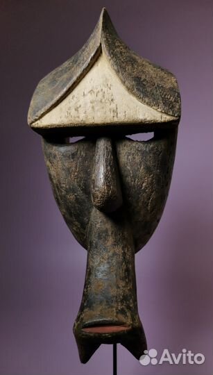 Африканская маска народности Квеле