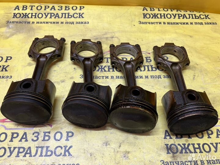 Поршень с шатуном Chery Amulet a15 SQR480ED