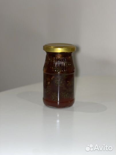 Шишки сосновые