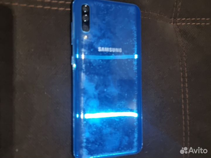 Samsung Galaxy A50, 6/64 ГБ