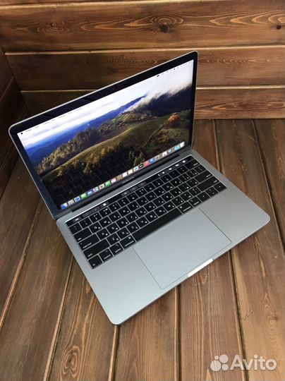 Macbook Pro 13 2018 touch bar