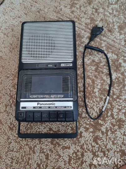 Кассетный диктофон