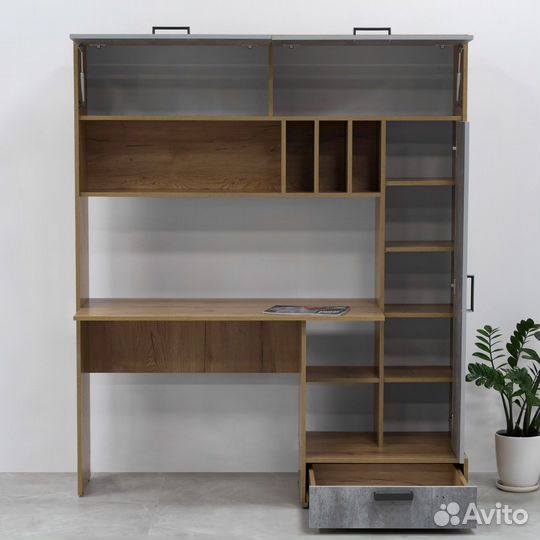 Стол компьютерный