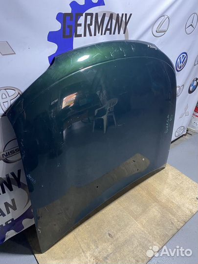 Зеленый Капот Opel Omega B