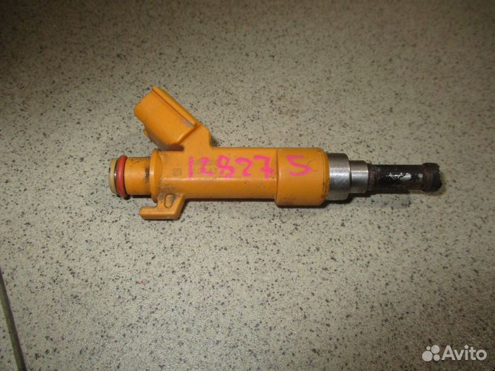 Форсунка инжекторная Toyota Camry 50