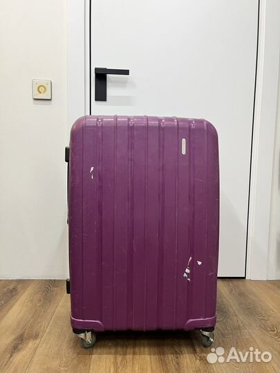 Чемодан redmond