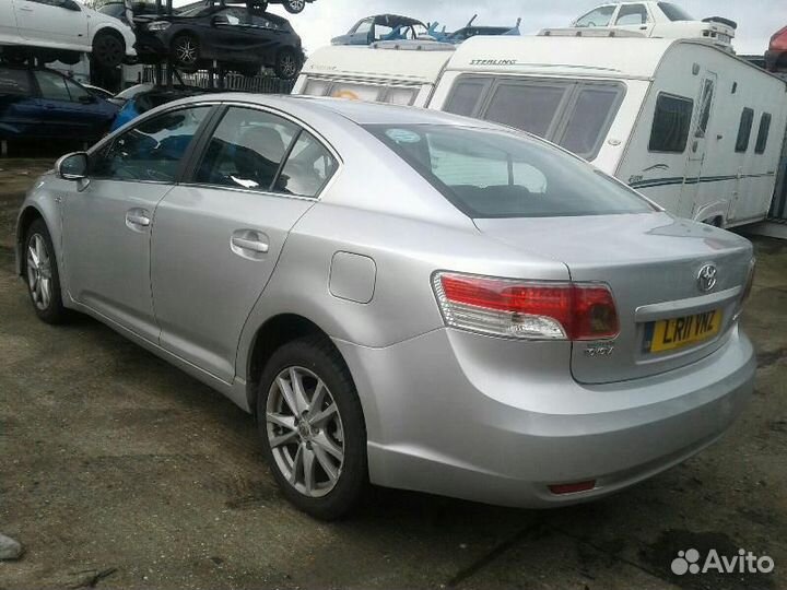 Блок управления toyota avensis T27 2011