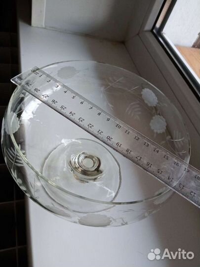 Ваза на ножке