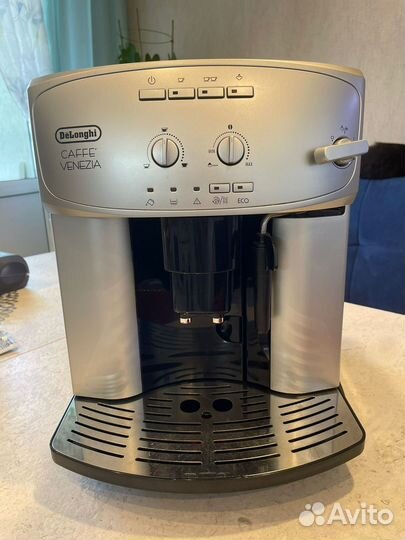 Кофемашина delonghi