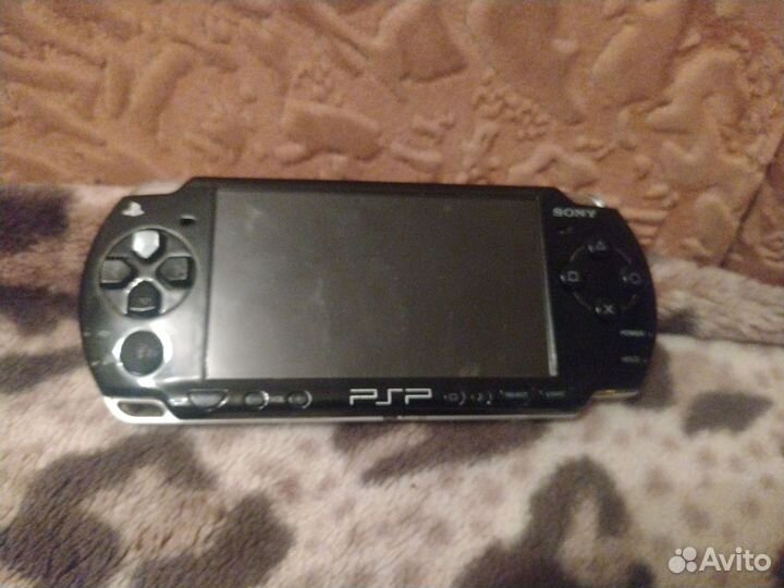 Sony PSP 2008 без зарядки б/у