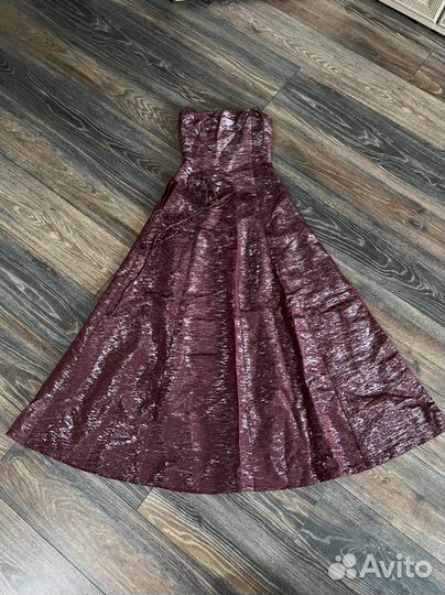 Вечернее платье