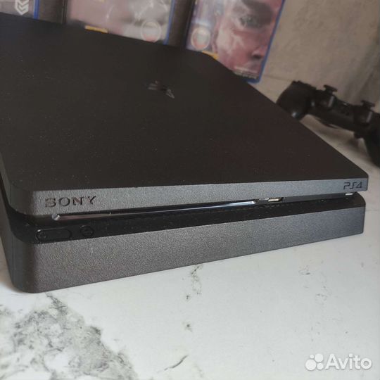Sony PS4 Slim 1TB (3 игры) 2208B