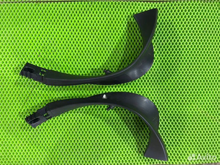 Обшивка крышки багажника Peugeot 308