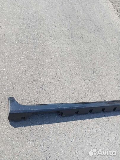 Накладка порога правая Nissan Teana J32