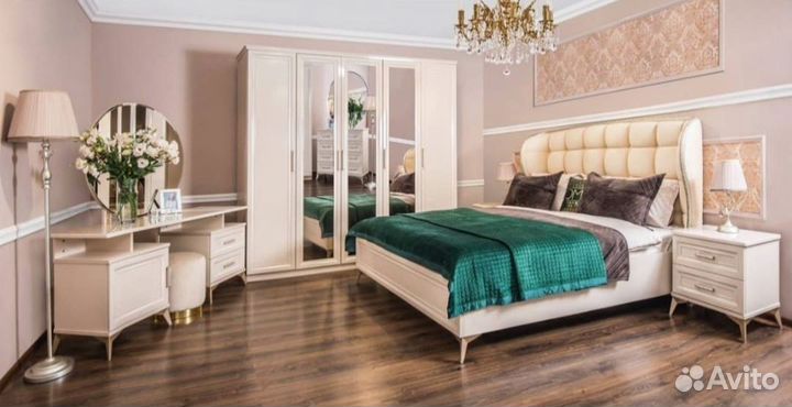 Спальный гарнитур