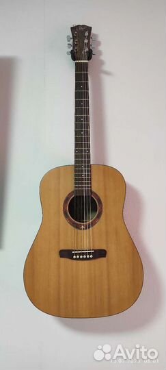Акустическая гитара