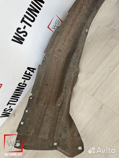 Локер Подкрылок lexus gx 460 оригинал X858