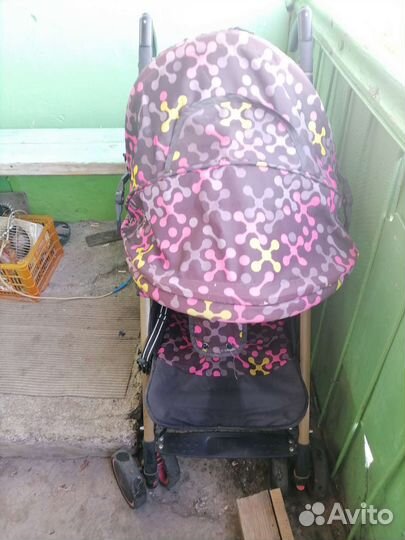 Прогулочная коляска