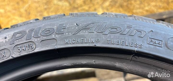 Michelin Pilot Alpin PA4 245/35 R20