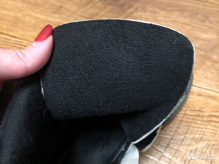 Ботинки для девочки