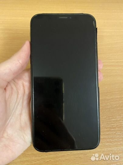 iPhone Xs, 64 ГБ