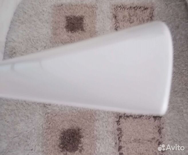 Спойлеры для задней двери тойота Gaia