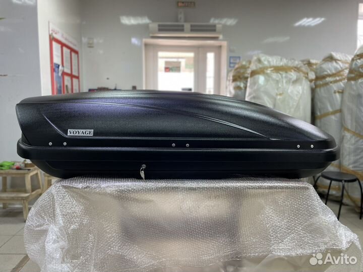 Автобокс Voyage 440л 175см Черный матовый