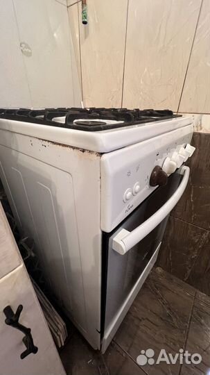 Газовая плита Flama рабочая