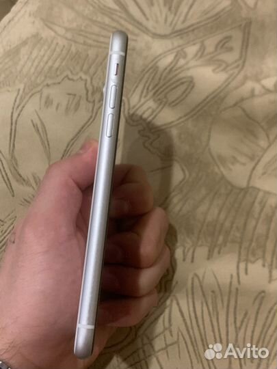 iPhone Xr, 128 ГБ