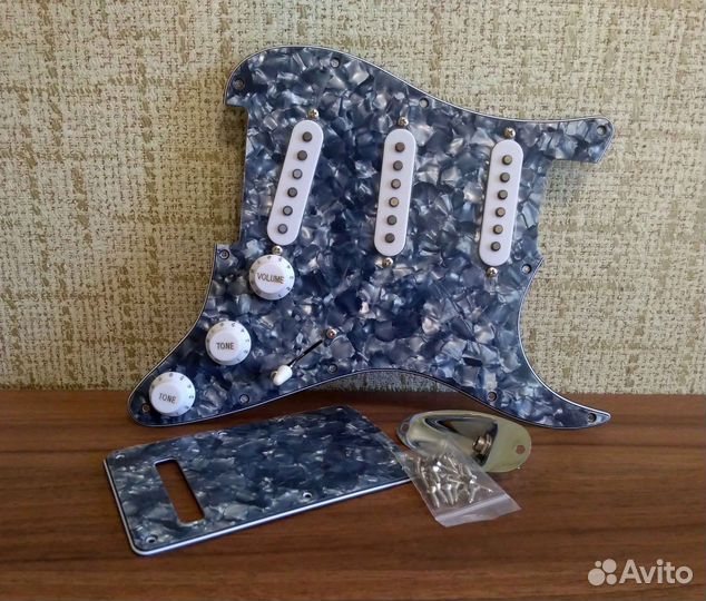 Пикгард Fender Stratocaster SSS