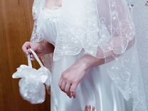 Свадебное платье 46 48 50 белое с жемчугом