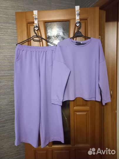 Костюм женский