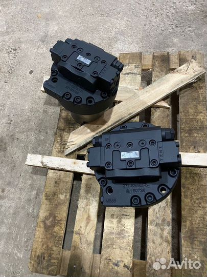 Редуктор хода CAT 330DL